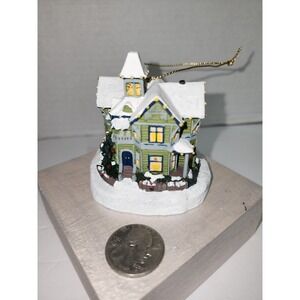 Thomas Kinkade "Winter Memories" Victorian Christmas‎ cottage figurine ornament
